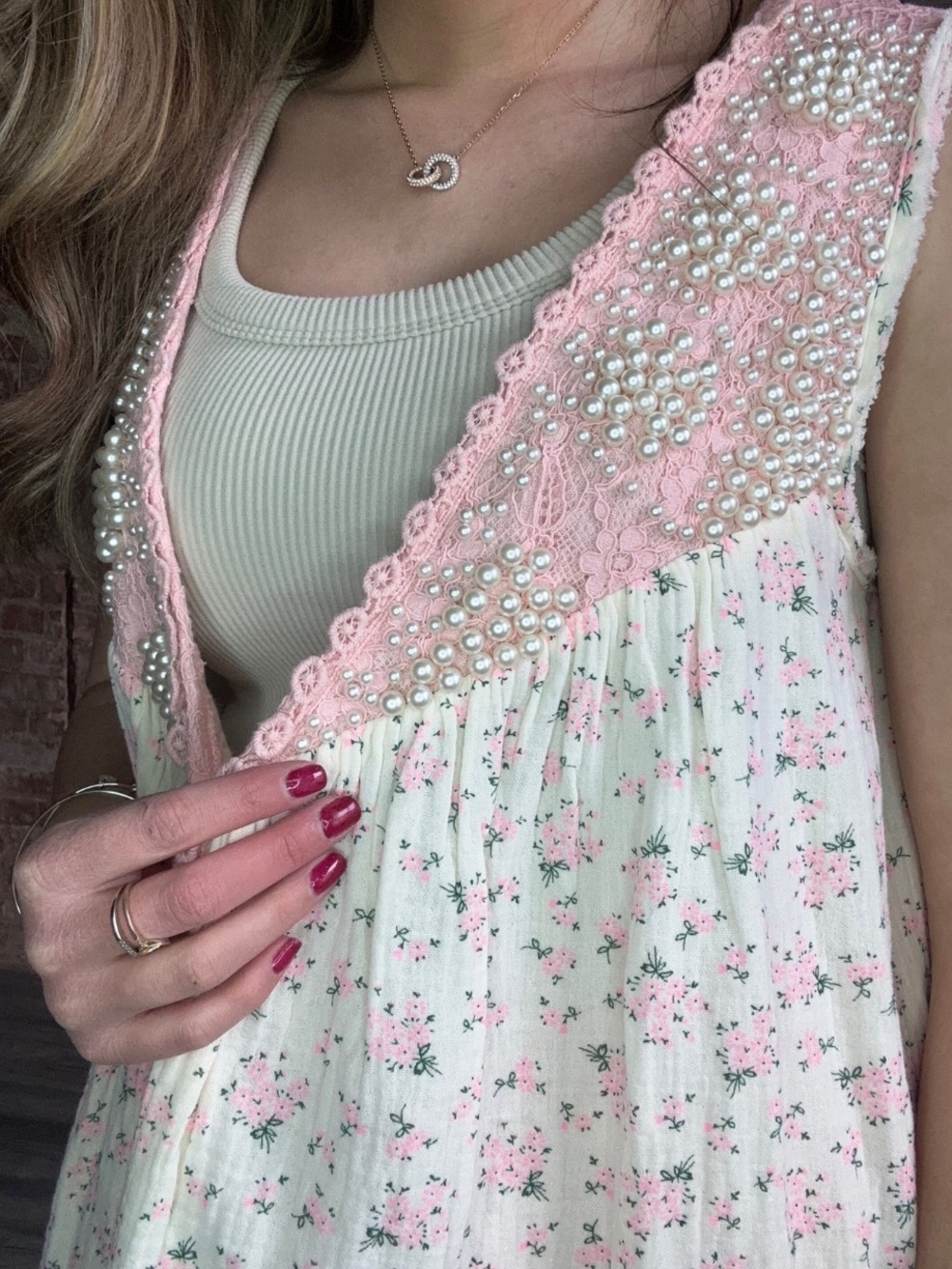 POL Pink & White Floral Sleeveless Dress with Pearl-Embellished Lace